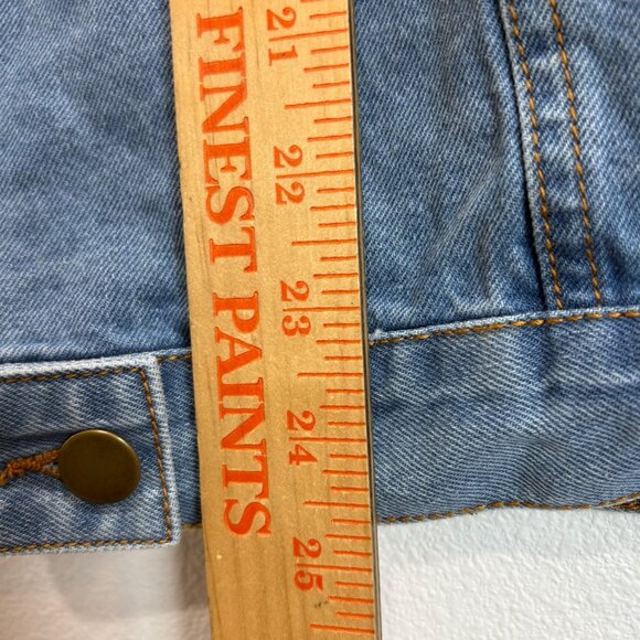 NWT Friends TV Series Denim Vest "You're My Lobster" Graphic Large Culturefly - Picture 7 of 8